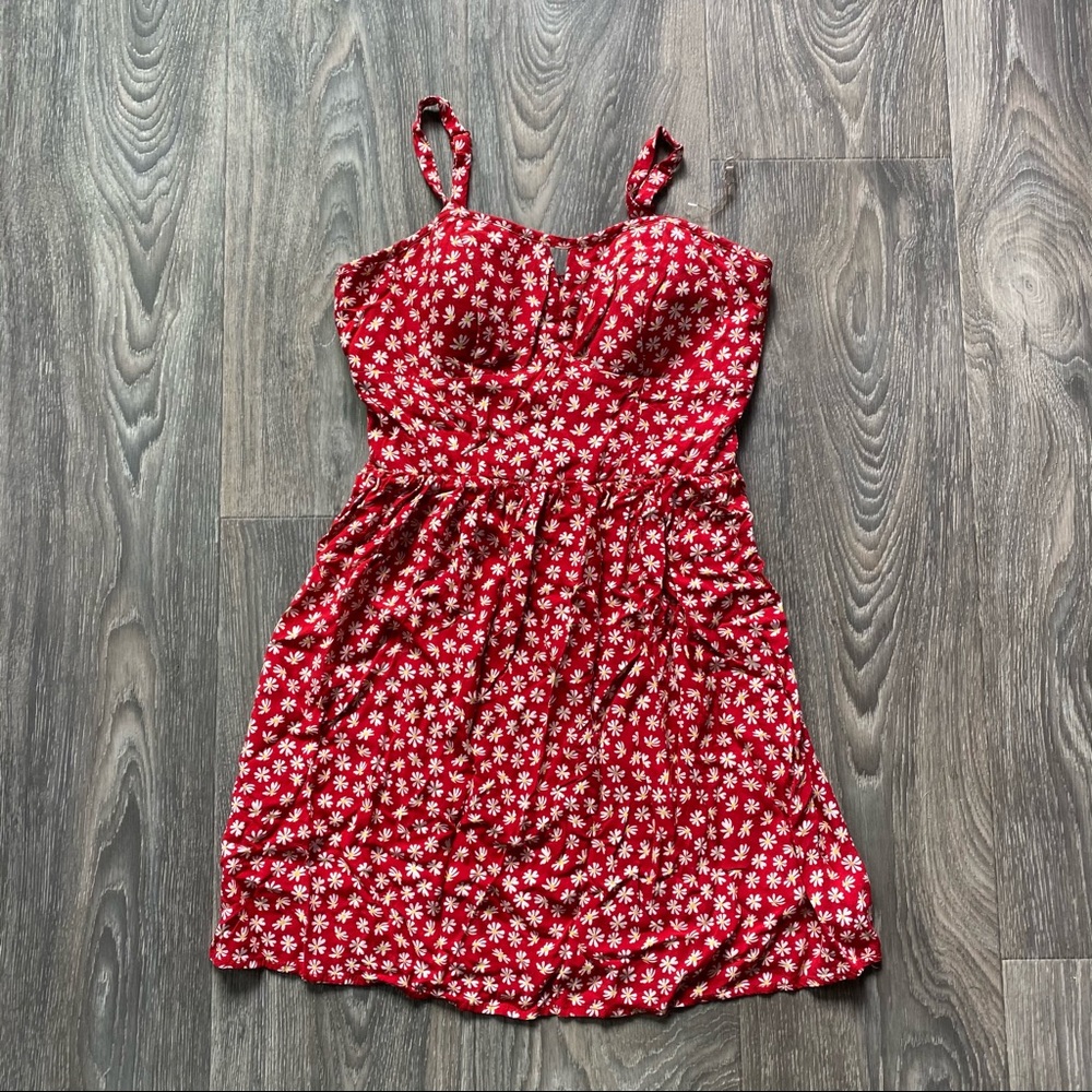 Red Breezy Summer Dress with Daisy Pattern